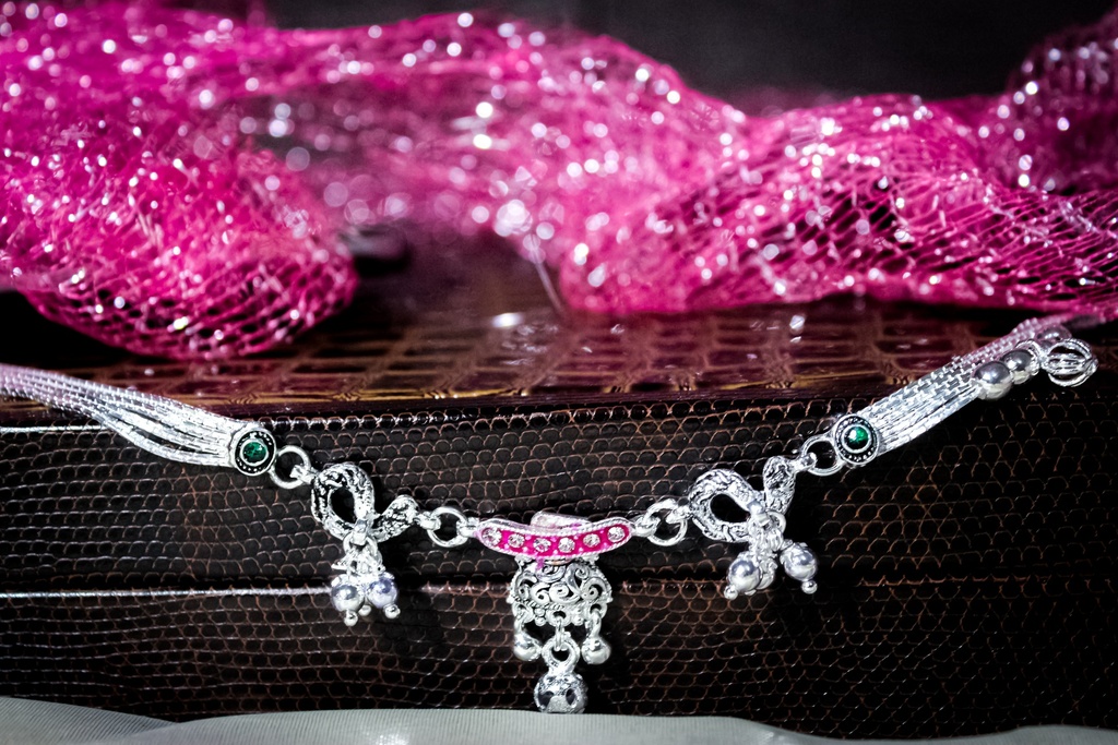 Gleaming Elegance Anklet